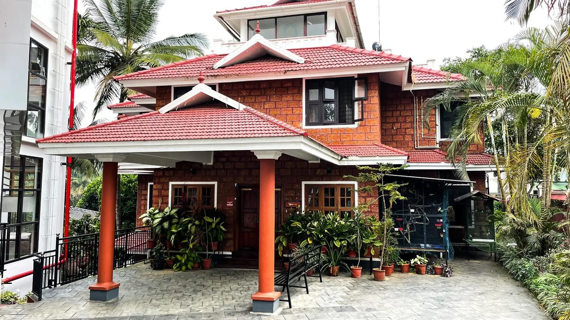 Kannur Ayurvedic Centre Kalpatta